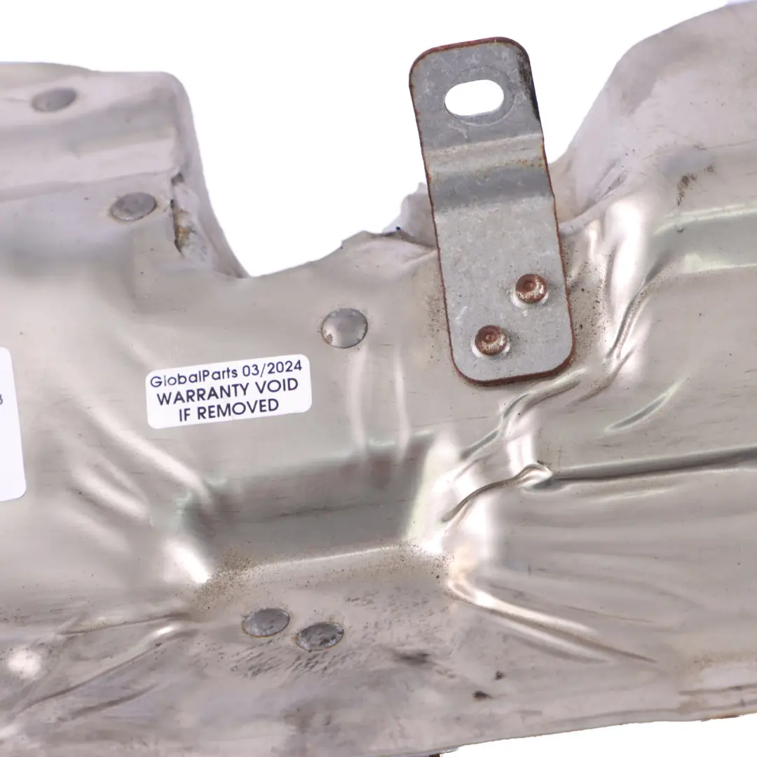 Bouclier thermique Mercedes W213 OM654 Système d'échappement Plaque chauffante pour à propos du numéro de pièce A6541422200 Bouclier thermique Mercedes W213 OM654 Système d'échappement Plaque chauffante - SKU A6541422200 - Numéro de pièce A6541422200