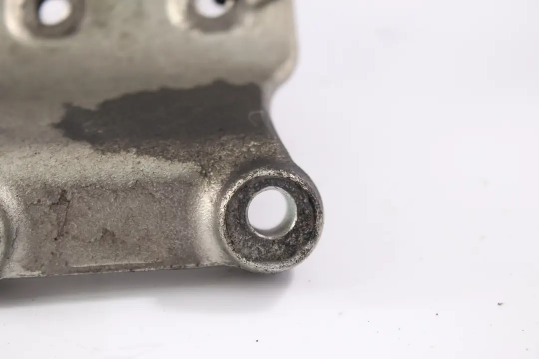 Support de collecteur d'échappement Mercedes W177 Diesel OM654 pour à propos du numéro de pièce A6541425100 Support de collecteur d'échappement Mercedes W177 Diesel OM654 - SKU A6541425100 - Numéro de pièce A6541425100