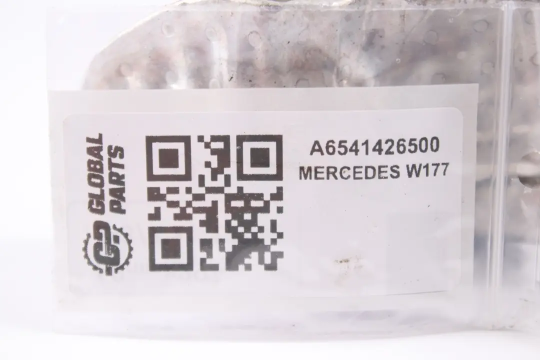 Plaque de protection thermique du moteur Mercedes W177 Diesel OM654 pour à propos du numéro de pièce A6541426500 Plaque de protection thermique du moteur Mercedes W177 Diesel OM654 - SKU A6541426500 - Numéro de pièce A6541426500