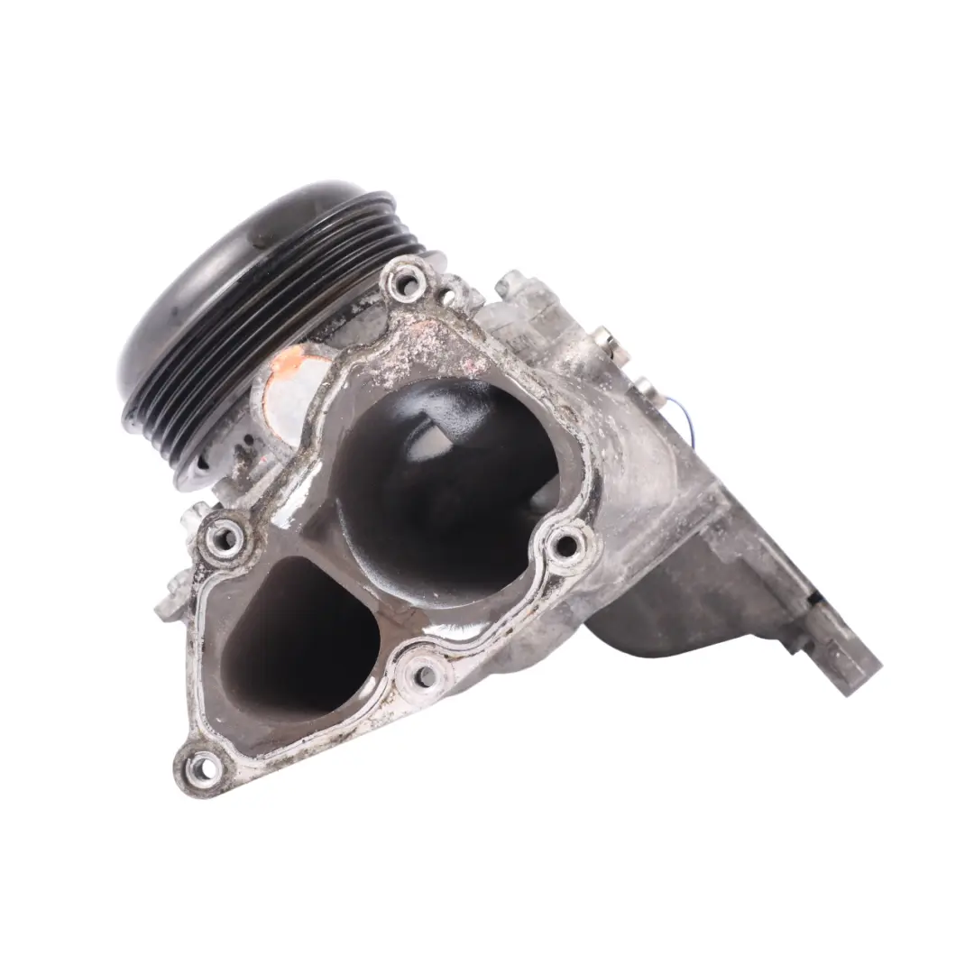  Pompe à eau Mercedes W213 Diesel OM654 Pompe refroidissement moteur - SKU A6542002300 - Numéro de pièce A6542010010