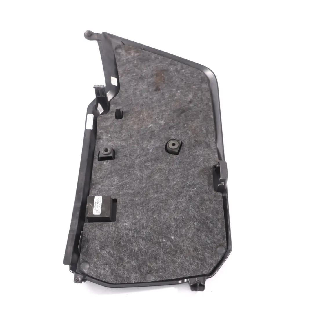 Couvercle de Moteur pour Mercedes W213 à propos du numéro de pièce A6560106600 Mercedes W213 Couvercle de Moteur - SKU A6560106600 - Numéro de pièce A6560106600