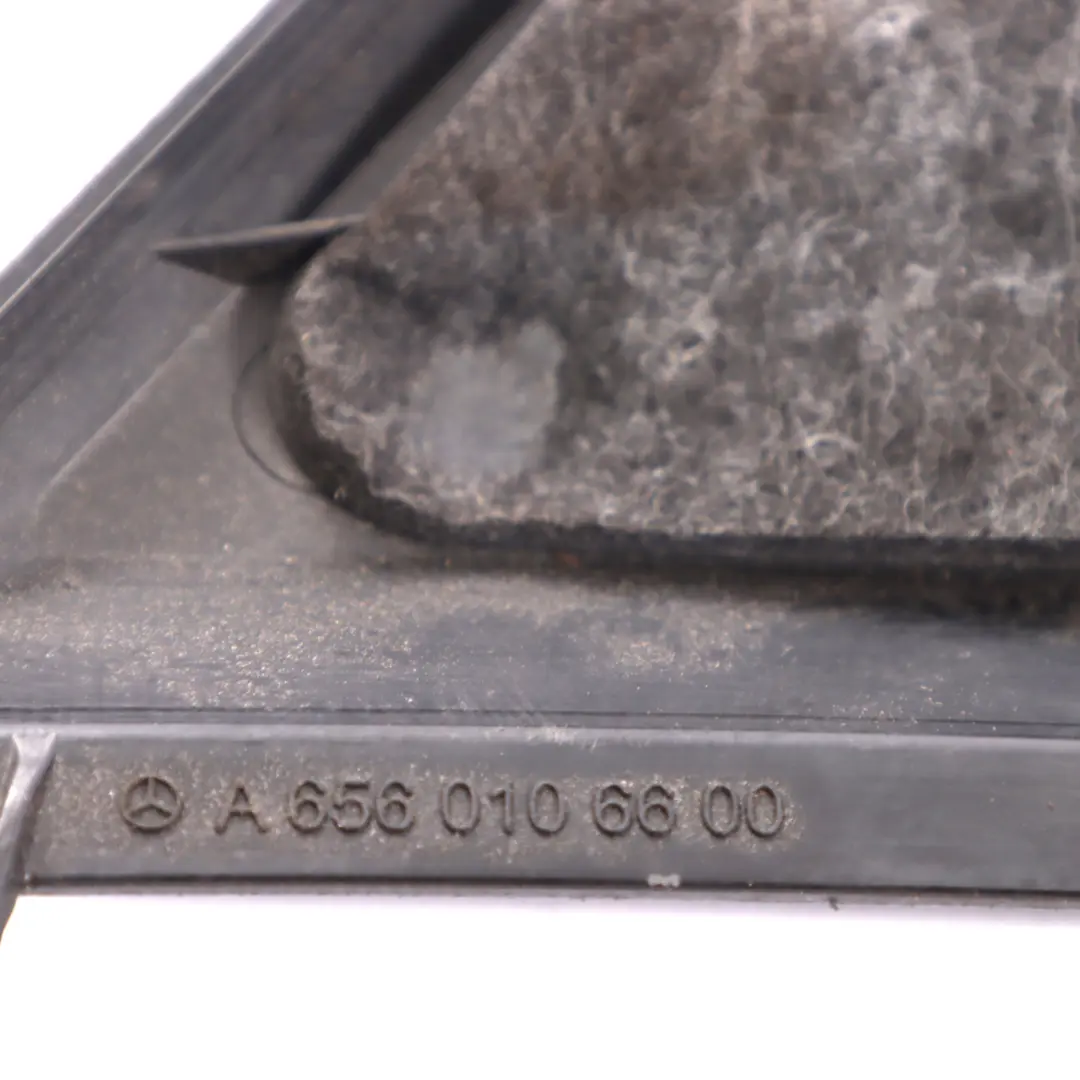 Coperchio motore per Mercedes W213 con numero di parte A6560106600 Mercedes W213 Coperchio motore - SKU A6560106600 - Numero di parte A6560106600