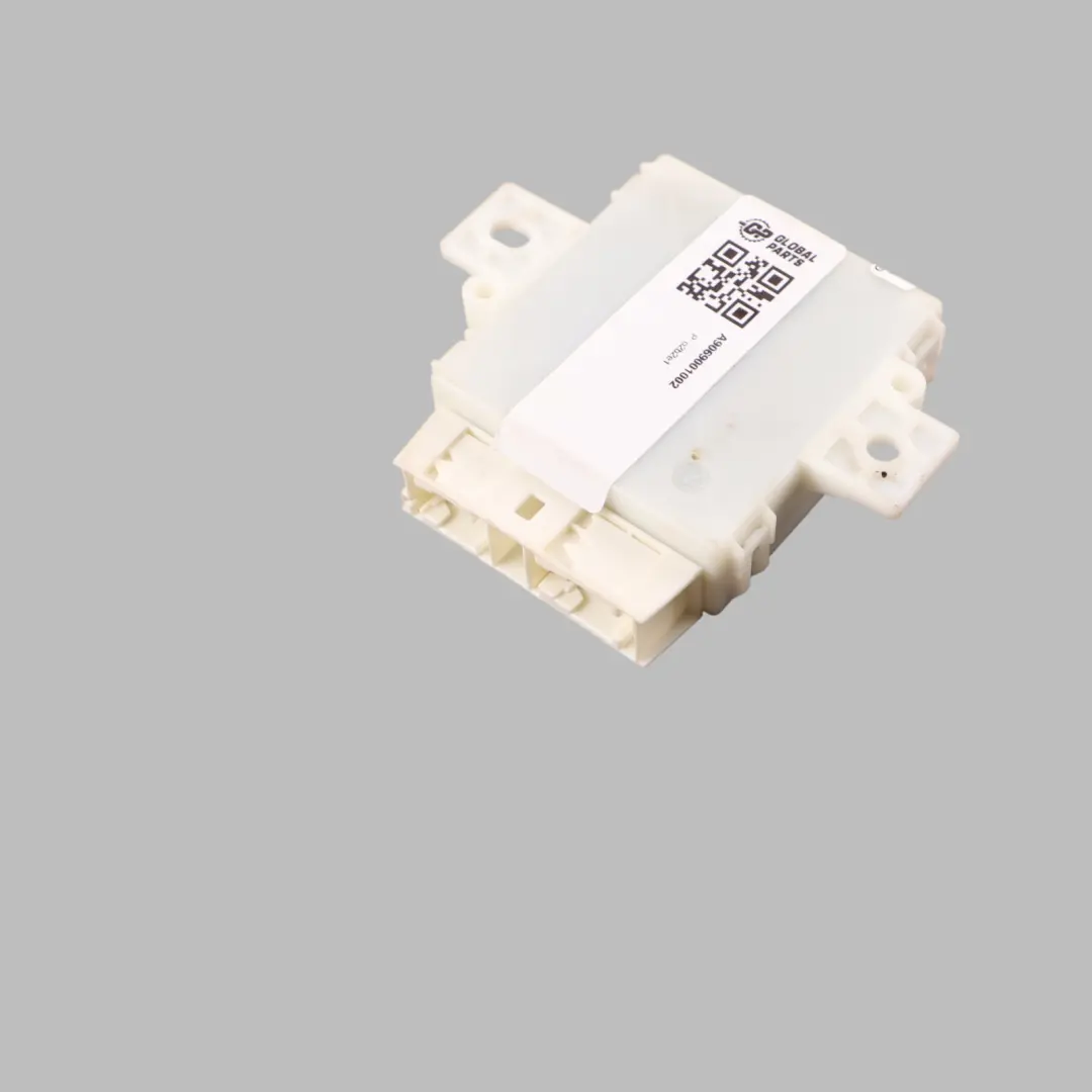 Parking Control Unit Module Sensor PDC to Mercedes Sprinter W906 with Part number A9069001002 Mercedes Sprinter W906 Parking Control Unit Module Sensor PDC - SKU A9069001002 - Part number A9069001002