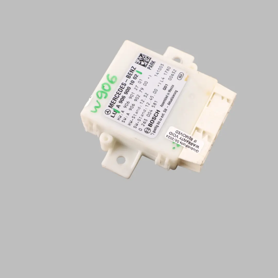 Capteur module contrôle stationnement PDC pour Mercedes Sprinter W906 à propos du numéro de pièce A9069001002 Mercedes Sprinter W906 Capteur module contrôle stationnement PDC - SKU A9069001002 - Numéro de pièce A9069001002