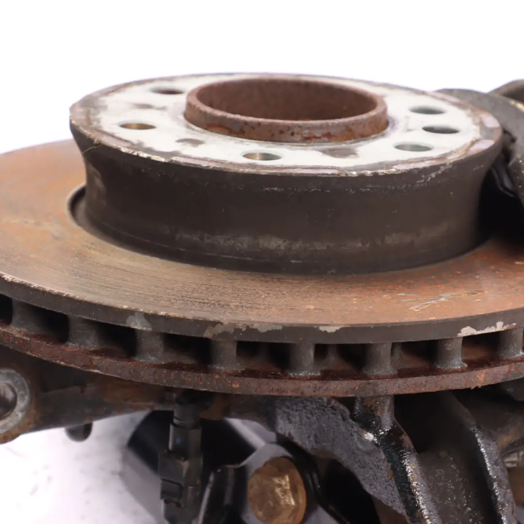 Mercedes Sprinter W907 Jambe suspension avant droite Moyeu roue Etrier de frein - SKU A9073300500-1 - Numéro de pièce A9073300500