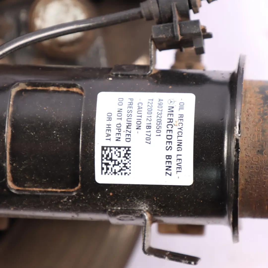 Mercedes Sprinter W907 Etrier frein moyeu roue la jambe suspension avant gauche - SKU A9073305102 - Numéro de pièce A9073305102