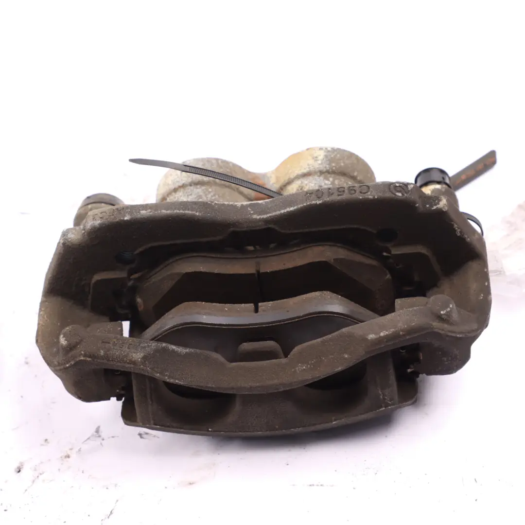 W907 Bremssattel Vorne Links Radbremseinheit 48/28 für Mercedes Sprinter mit Teilenummer A9074219100 Mercedes Sprinter W907 Bremssattel Vorne Links Radbremseinheit 48/28 - SKU A9074219100 - Teilenummer A9074219100