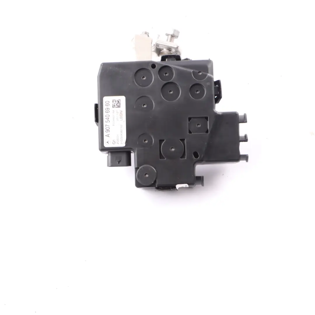 W907 Módulo de caja de fusibles F150/1 - MFB-1 para Mercedes Sprinter con número de pieza A9075406960 Mercedes Sprinter W907 Módulo de caja de fusibles F150/1 - MFB-1 - SKU A9075406960 - Número de pieza A9075406960