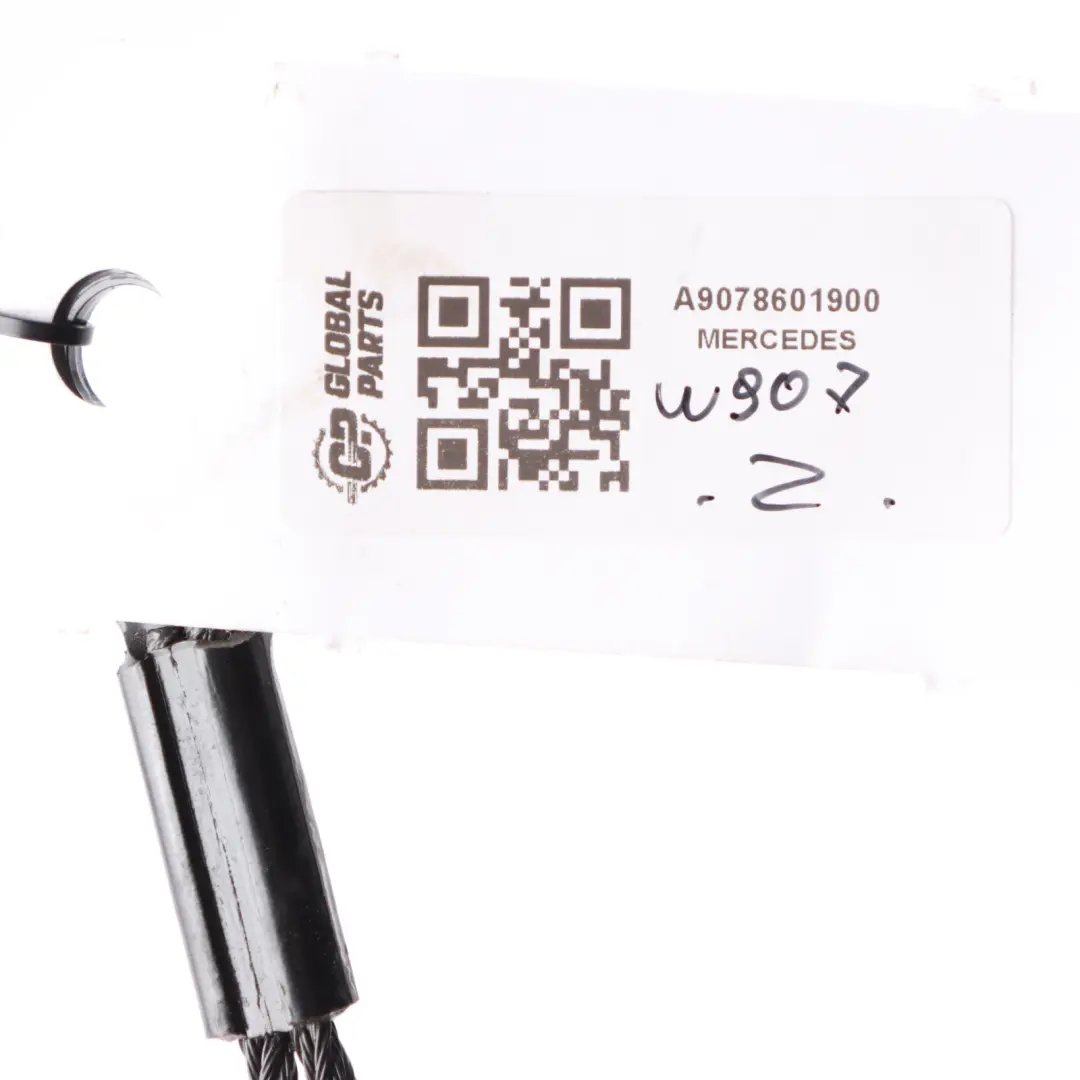Mercedes Sprinter W907 W910 Front Left N/S Seat Belt Clip Clasp - SKU A9078601900 - Part number A9078601900