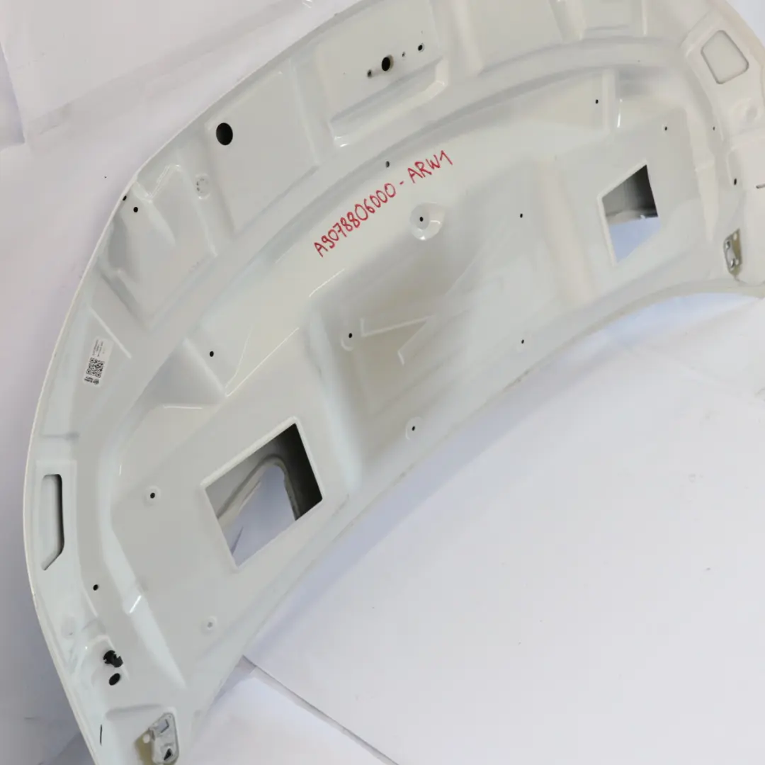 W907 Maska Pokrywa Silnika Przednia Arctic White - 9147 do Mercedes Sprinter o numerze A9078806000 Mercedes Sprinter W907 Maska Pokrywa Silnika Przednia Arctic White - 9147 - SKU A9078806000-ARW1 - Numer Części A9078806000