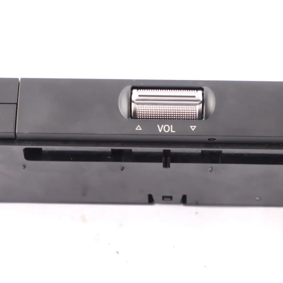  Panel control Mercedes Sprinter W907 W910 Radio Media Tel - SKU A9079009804 - Número de pieza A9079009804