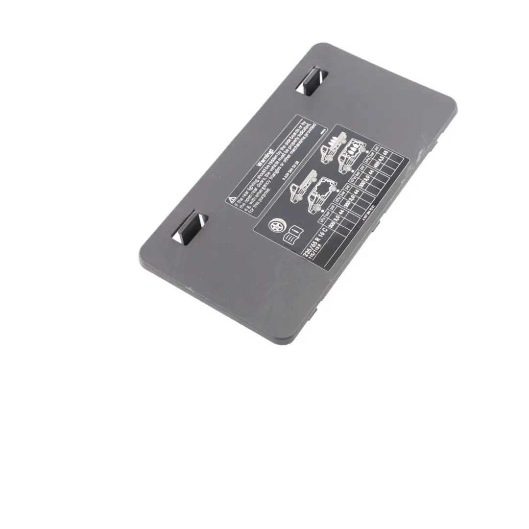 Mercedes W907 Asiento Base Tapa - SKU A9079114000 - Número de pieza A9079114000