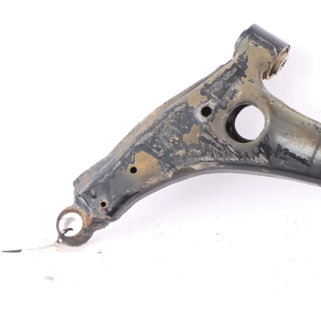 Mercedes Sprinter W910 Brazo Control Transversal Delantero Inferior Derecho - SKU A9103302600 - Número de pieza A9103302600