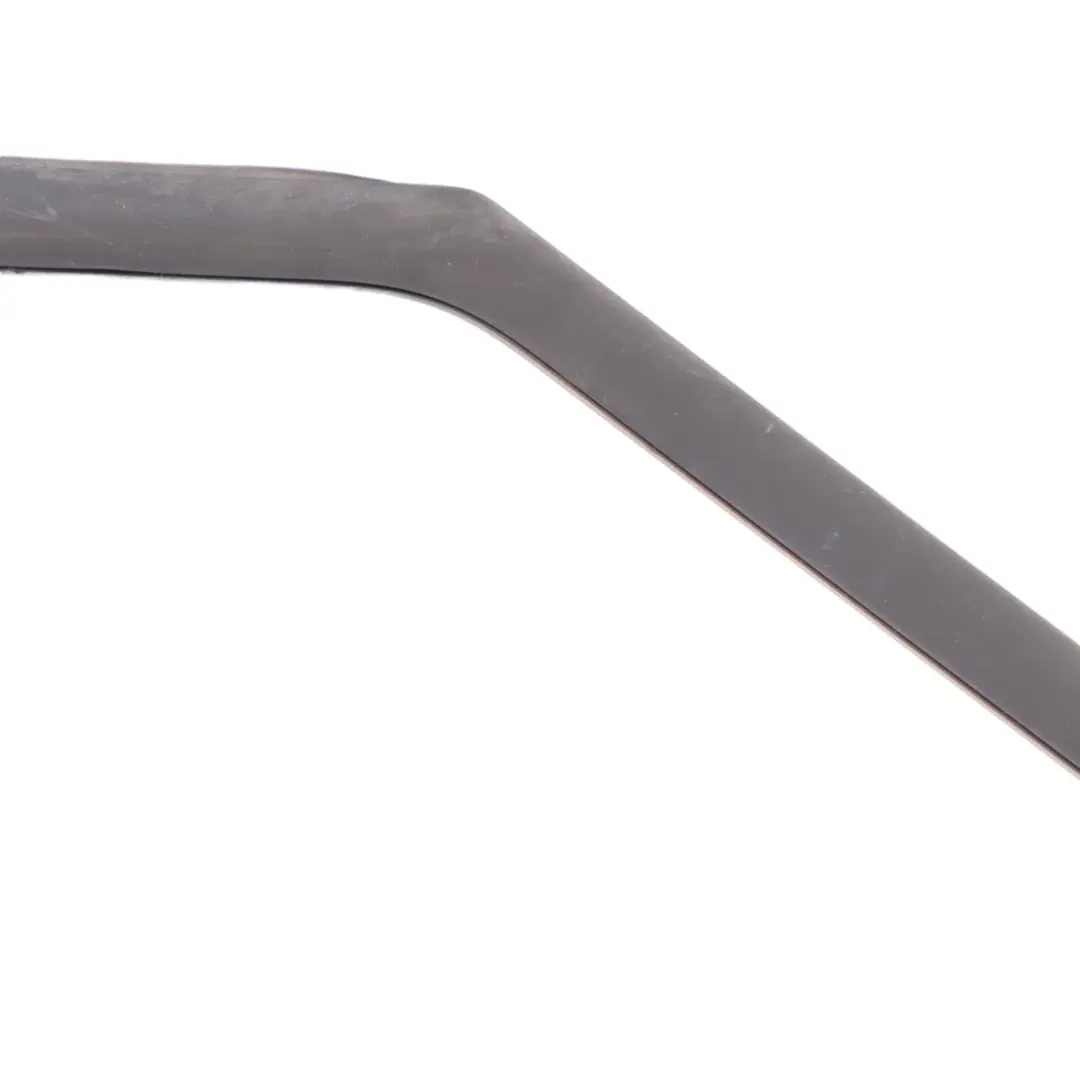 Mercedes Sprinter W907 Guarnizione Finestrino Laterale Portiera Anteriore - SKU A9106710200 - Numero di parte A9106710200