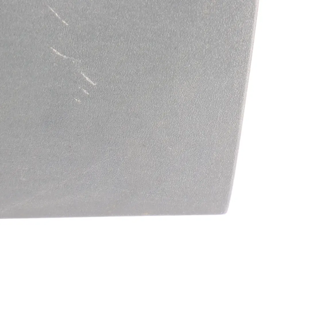 Moldura De Puerta Mercedes W907 W910 Tira Inferior Delantera Izquierda para con número de pieza A9106900200 Moldura De Puerta Mercedes W907 W910 Tira Inferior Delantera Izquierda - SKU A9106900200 - Número de pieza A9106900200