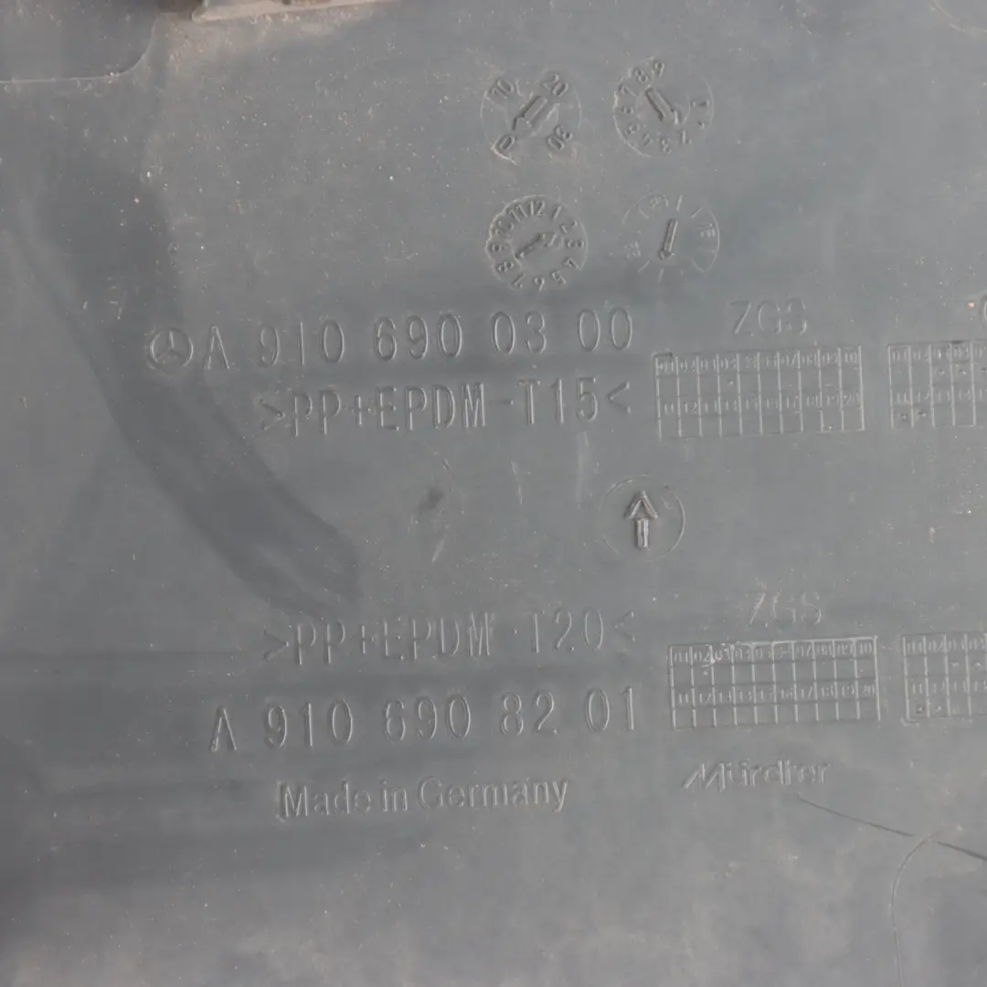 W907 W910 Lower Door Trim Moulding Front Right O/S to Mercedes Sprinter with Part number A9106900300 Mercedes Sprinter W907 W910 Lower Door Trim Moulding Front Right O/S - SKU A9106900300 - Part number A9106900300