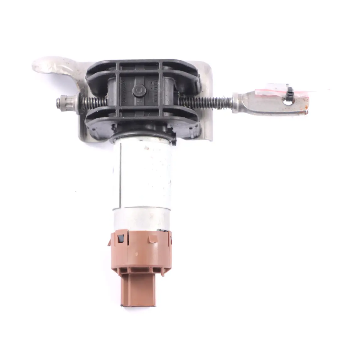  Actuador del motor de ajuste del asiento delantero Mercedes W205 - SKU c11726-106 - Número de pieza c11726-106