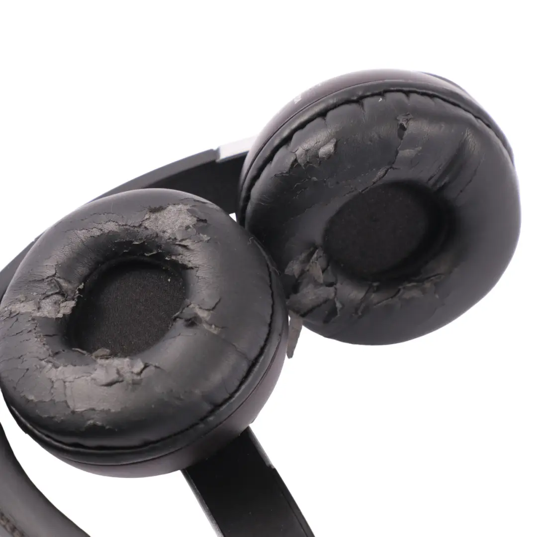 Mercedes W212 Headphones Set Car Infotainment Bluetooth Headphones - SKU Headphones W212 - Part number Headphones W212
