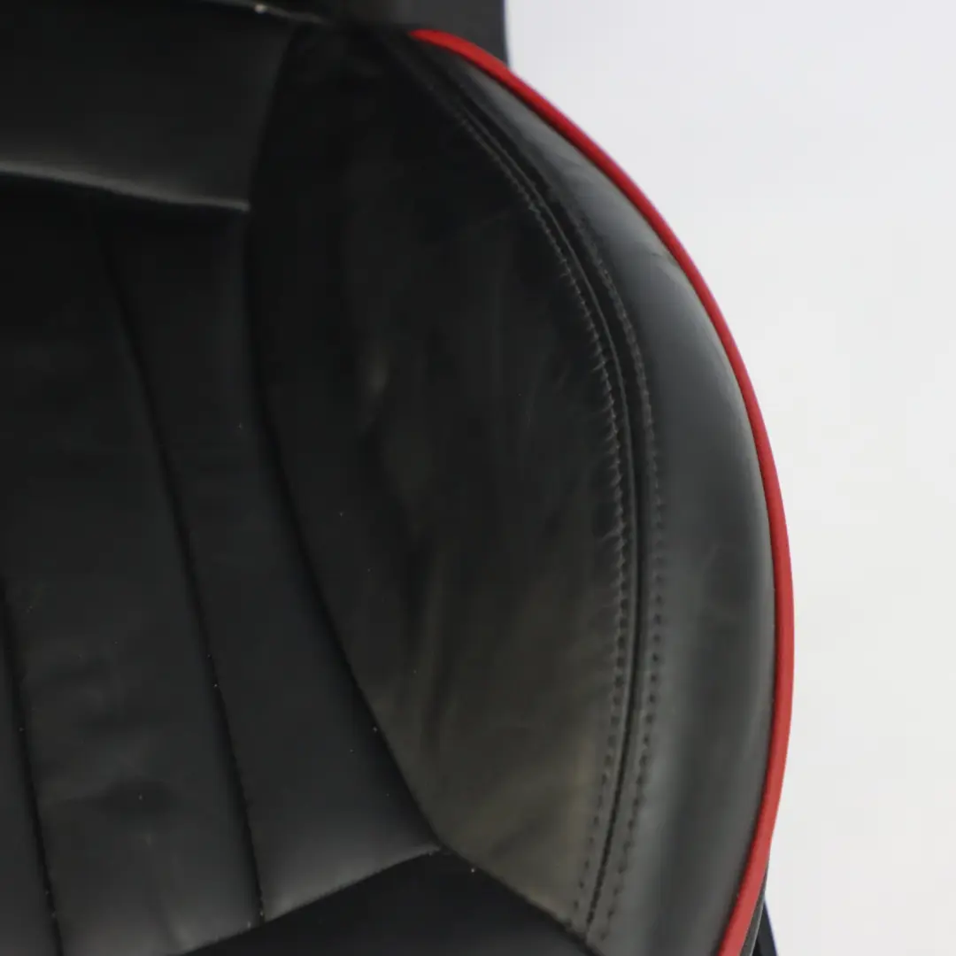 Sièges avant arrière chauffants cuir GP2 Championship rouges Sièges Mini R56 JCW - SKU R56-JCW-SEATS-SPORTS-LEATHER-GP2 - Numéro de pièce R56 JCW Seats Sports Leather GP2