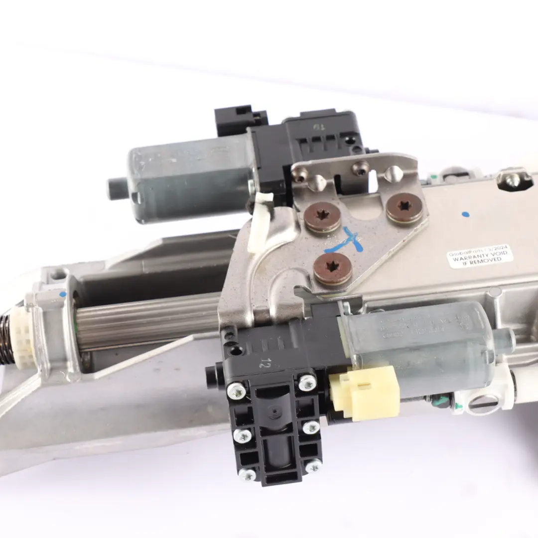 Steering Column BMW G11 G30 G31 Electric Adjustable Mechanism Shaft 6862001 to with Part number 6894879 Steering Column BMW G11 G30 G31 Electric Adjustable Mechanism Shaft 6862001 - SKU rhd-6894879-1 - Part number 6894879