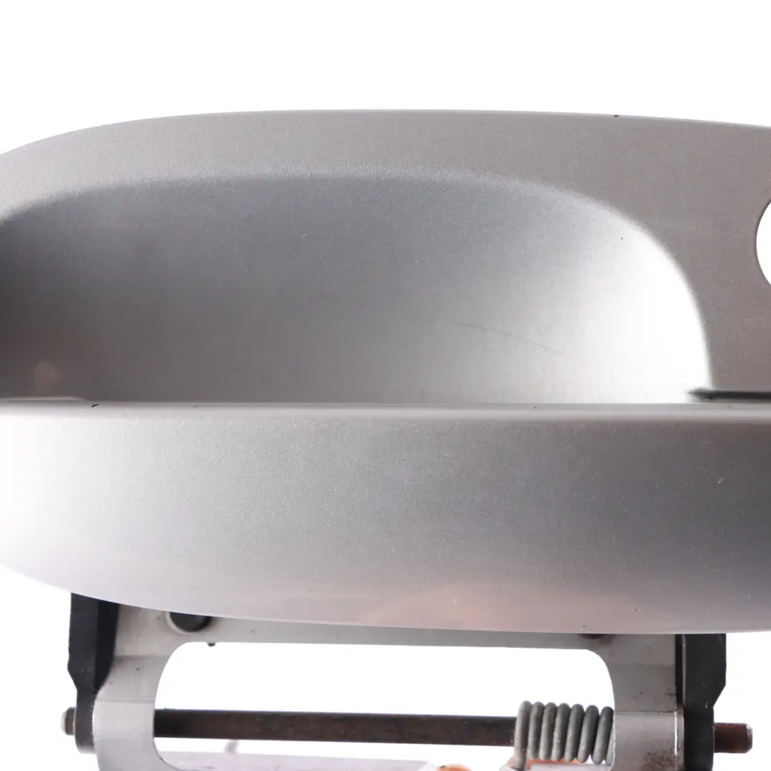 Outer Door Opener Right Grab Handle O/S Titansilber Silver to BMW Z4 Series E85 with Part number 7036784 BMW Z4 Series E85 Outer Door Opener Right Grab Handle O/S Titansilber Silver - SKU rhd-7036784-TS - Part number 7036784