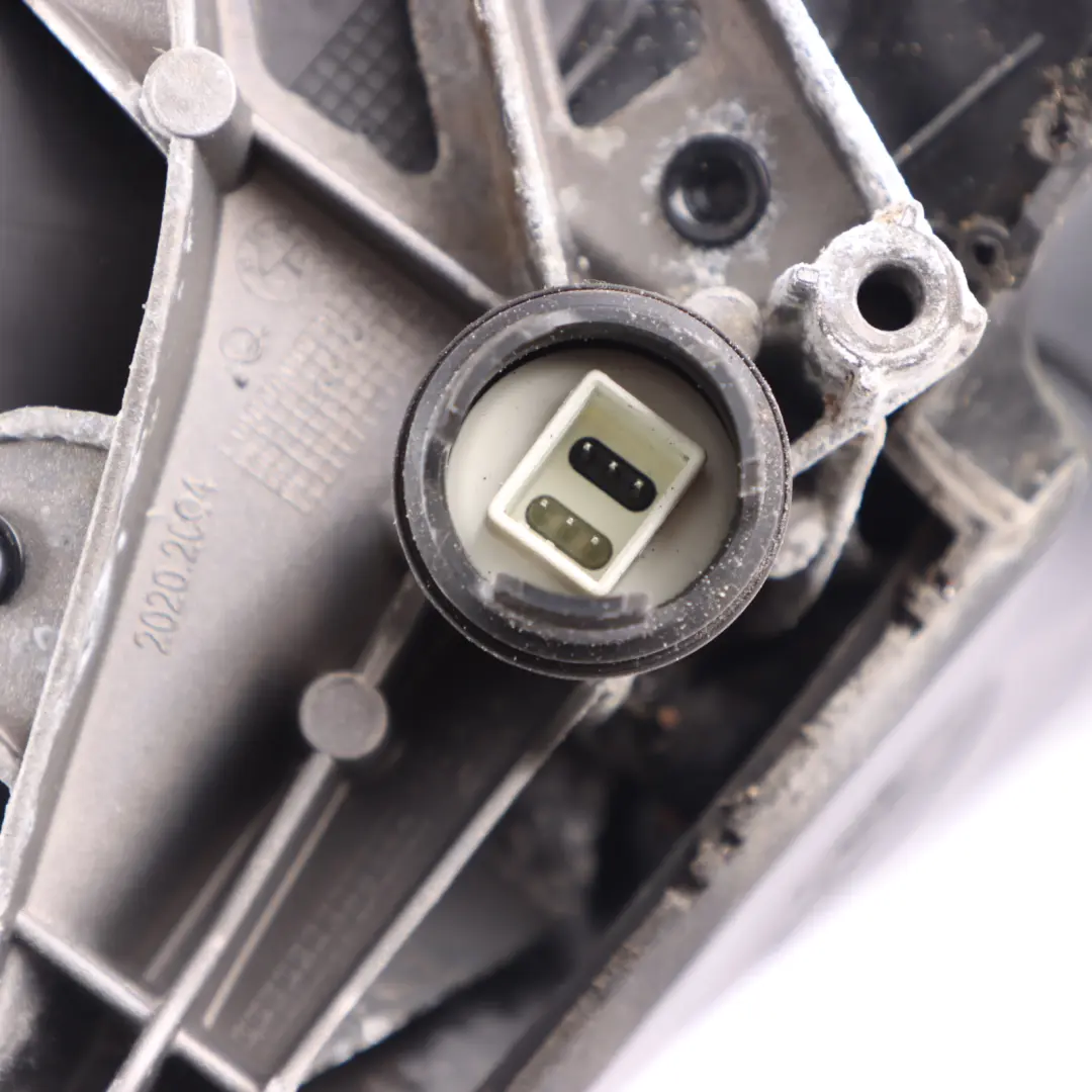 Heated Outside Right Base Wing Mirror O/S Door to BMW 1 Series F20 F20N LCI with Part number 7242704 BMW 1 Series F20 F20N LCI Heated Outside Right Base Wing Mirror O/S Door - SKU rhd-7242704 - Part number 7242704