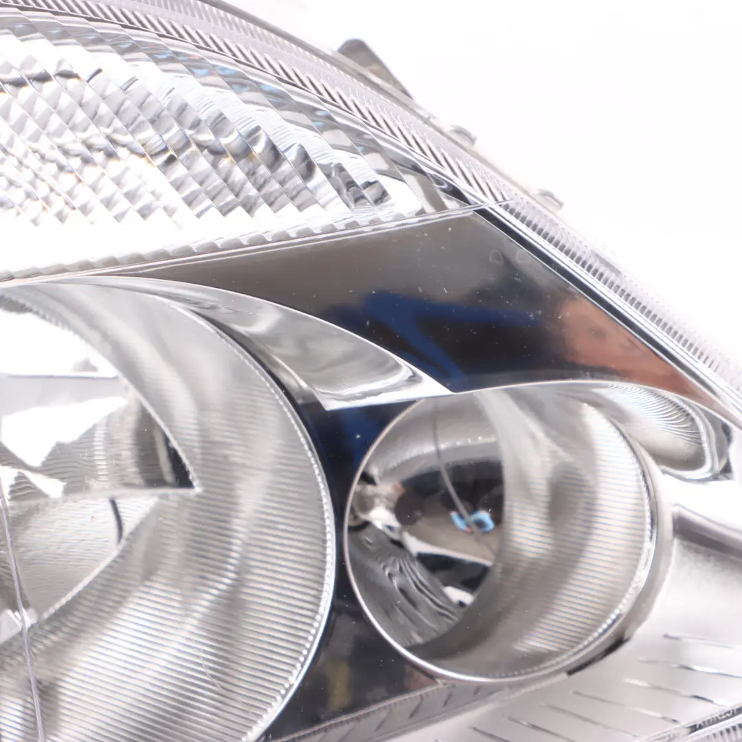 Headlight Headlamp Lamp Front Right O/S TYC to Mercedes Sprinter W906 with Part number A9068200461 Mercedes Sprinter W906 Headlight Headlamp Lamp Front Right O/S TYC - SKU rhd-A9068200461-TYC - Part number A9068200461