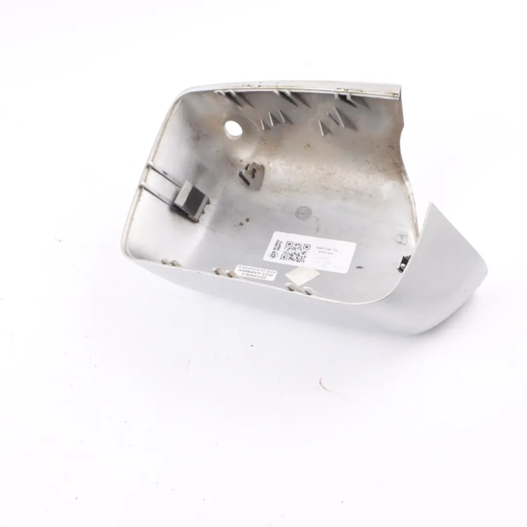 Aussenspiege Abdeckung Rechts Titansilber Metallic 354 Silber für BMW X5 er E53 mit Teilenummer 0007740 BMW X5 er E53 Aussenspiege Abdeckung Rechts Titansilber Metallic 354 Silber - SKU 0007740-TS - Teilenummer 0007740