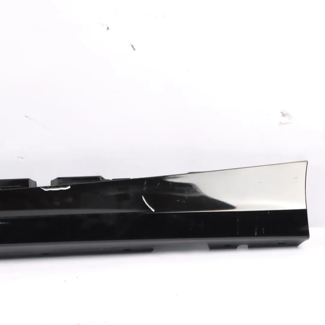 BMW E87 LCI Bas de Porte Couverture Seuil Droite Noir - 668 - SKU 0036144-SCH - Numéro de pièce 0036144