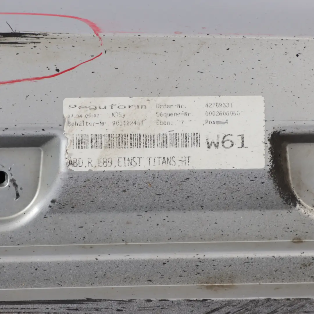 Front Right O/S Sill Strip Side Skirt Titan Silver Metallic - 354 to BMW Z4 E89 with Part number 0037524 BMW Z4 E89 Front Right O/S Sill Strip Side Skirt Titan Silver Metallic - 354 - SKU 0037524-TS - Part number 0037524