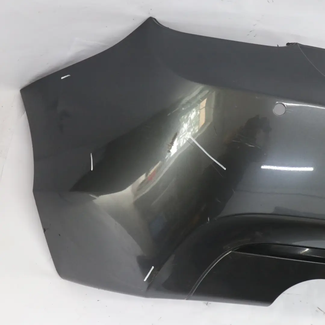 Zderzak Tylny Mineralgrau Szary Metallic - B39 do BMW F20 F21 o numerze 0038883 BMW F20 F21 Zderzak Tylny Mineralgrau Szary Metallic - B39 - SKU 0038883-MG1 - Numer Części 0038883