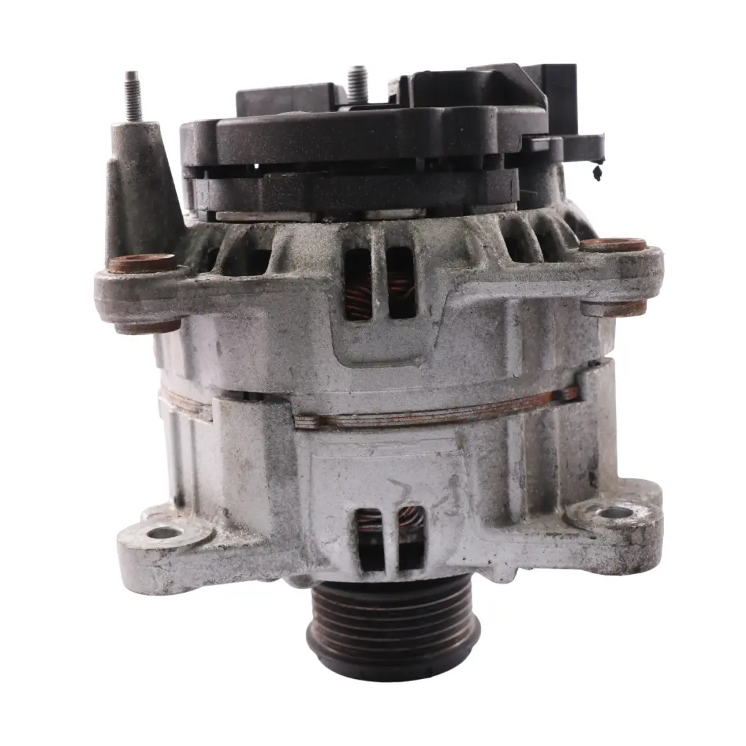 Alternateur de moteur 120A Bosch pour Volkswagen Crafter 2.0 TDI à propos du numéro de pièce 028903028E Volkswagen Crafter 2.0 TDI Alternateur de moteur 120A Bosch - SKU 028903028E - Numéro de pièce 028903028E
