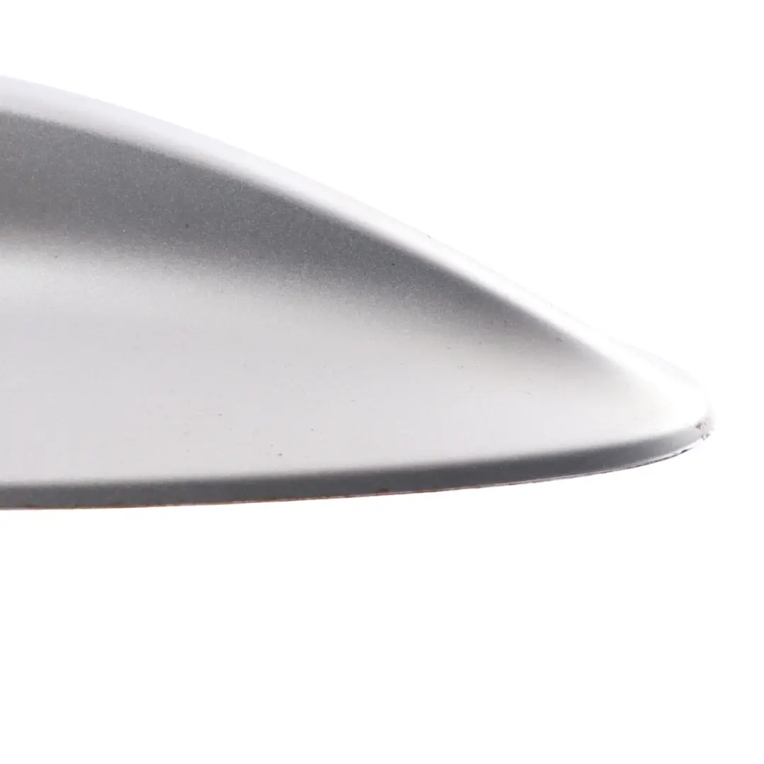 Roof Antenna BMW E82 E90 E92 Shark Empty Housing Silverstone II Metallic - A29 to with Part number 0397539 Roof Antenna BMW E82 E90 E92 Shark Empty Housing Silverstone II Metallic - A29 - SKU 0397539-SIL - Part number 0397539