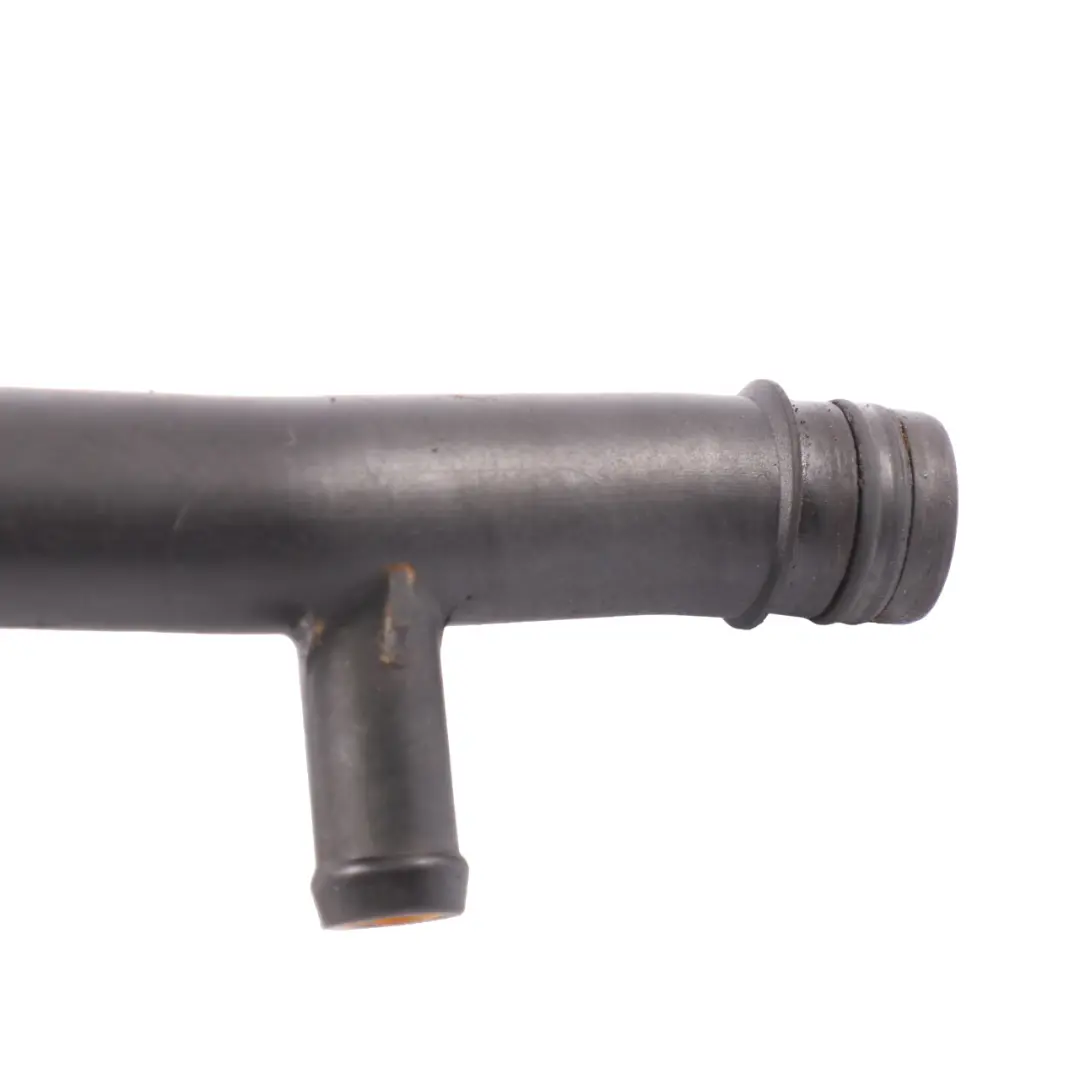 Manguera refrigerante Tubos por agua para Volkswagen VW Caddy con número de pieza 03G121065AC Volkswagen VW Caddy Manguera refrigerante Tubos por agua - SKU 03G121065AC - Número de pieza 03G121065AC