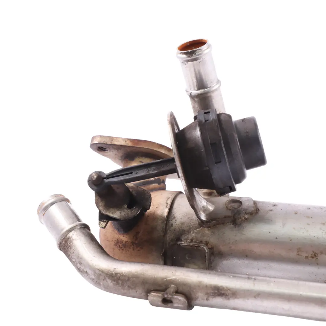 Moteur EGR Refroidisseur d'échappement pour Volkswagen Caddy 1.9 TDI BLS à propos du numéro de pièce 03G131512AA Volkswagen Caddy 1.9 TDI BLS Moteur EGR Refroidisseur d'échappement - SKU 03G131512AA - Numéro de pièce 03G131512AA