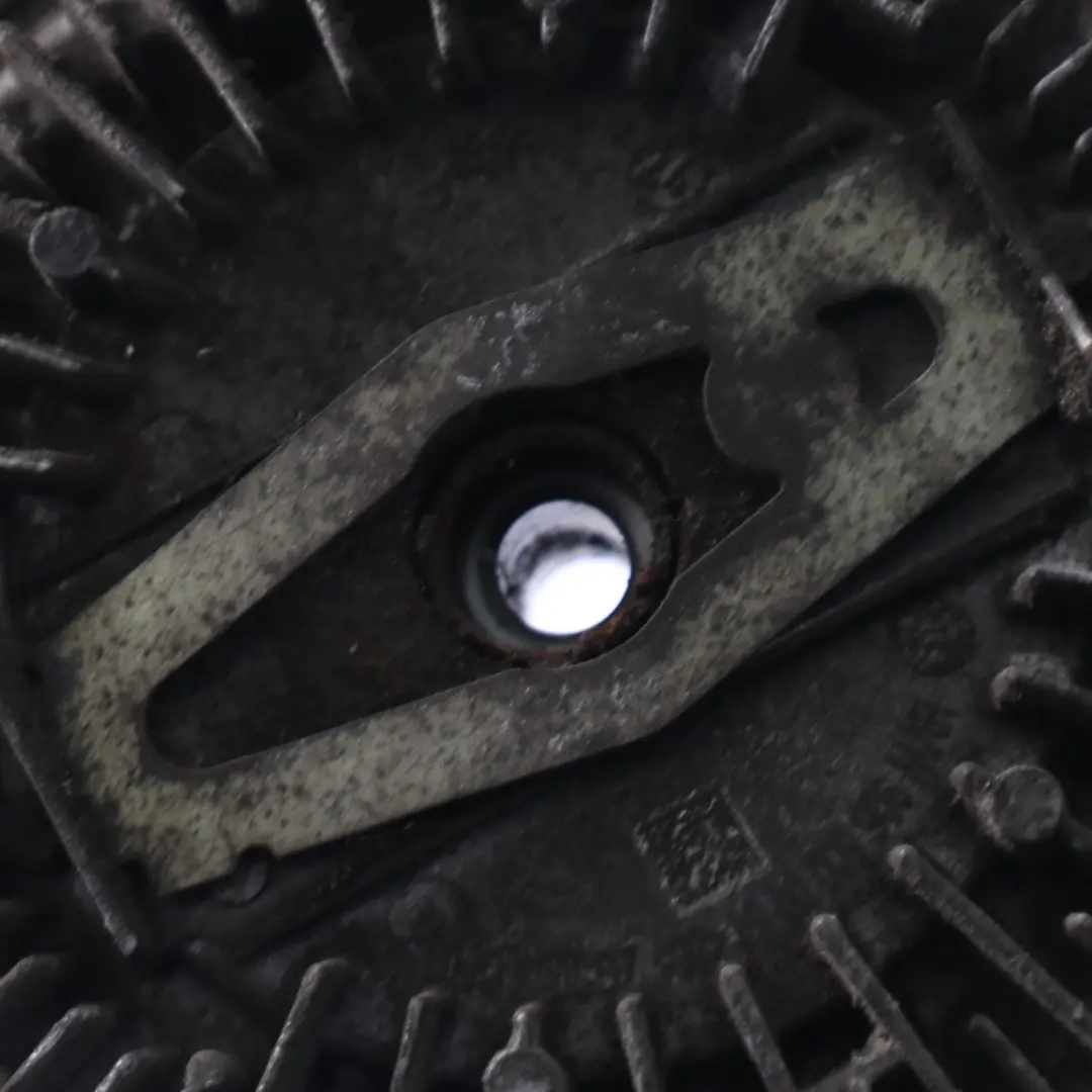 Radiator Cooling Fan Shroud to Volkswagen VW Crafter with Part number 03L121301 Volkswagen VW Crafter Radiator Cooling Fan Shroud - SKU 03L121301 - Part number 03L121301