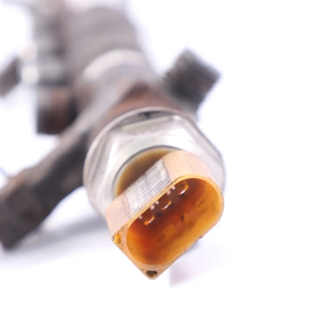 Rail d'injecteur de carburant pour Volkswagen Crafter à propos du numéro de pièce 03L130089J Volkswagen Crafter Rail d'injecteur de carburant - SKU 03L130089J - Numéro de pièce 03L130089J