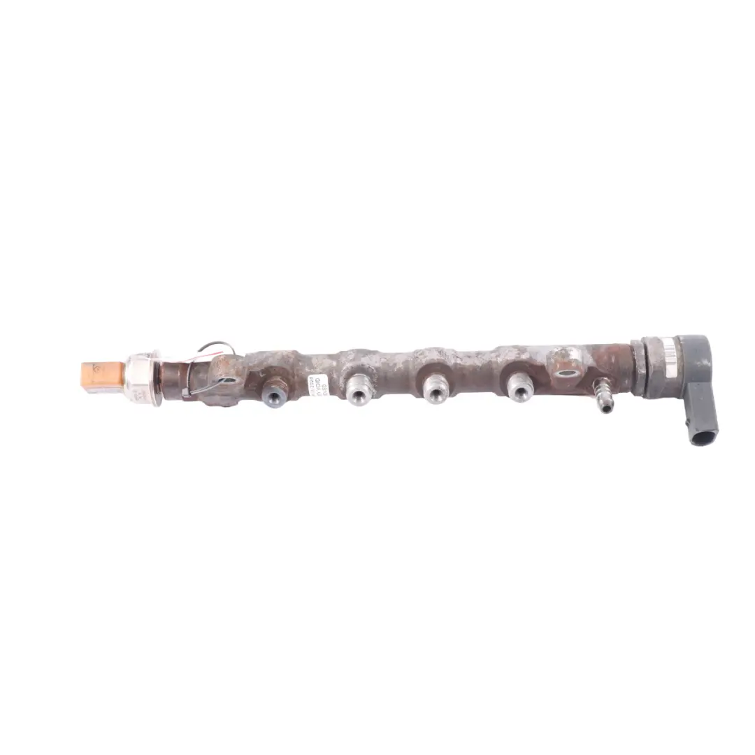 Volkswagen Crafter Rail d'injecteur de carburant - SKU 03L130089J - Numéro de pièce 03L130089J
