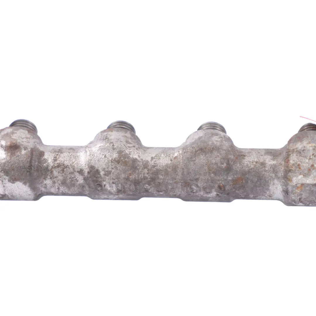 Rail d'injecteur de carburant pour Volkswagen Crafter à propos du numéro de pièce 03L130089J Volkswagen Crafter Rail d'injecteur de carburant - SKU 03L130089J - Numéro de pièce 03L130089J