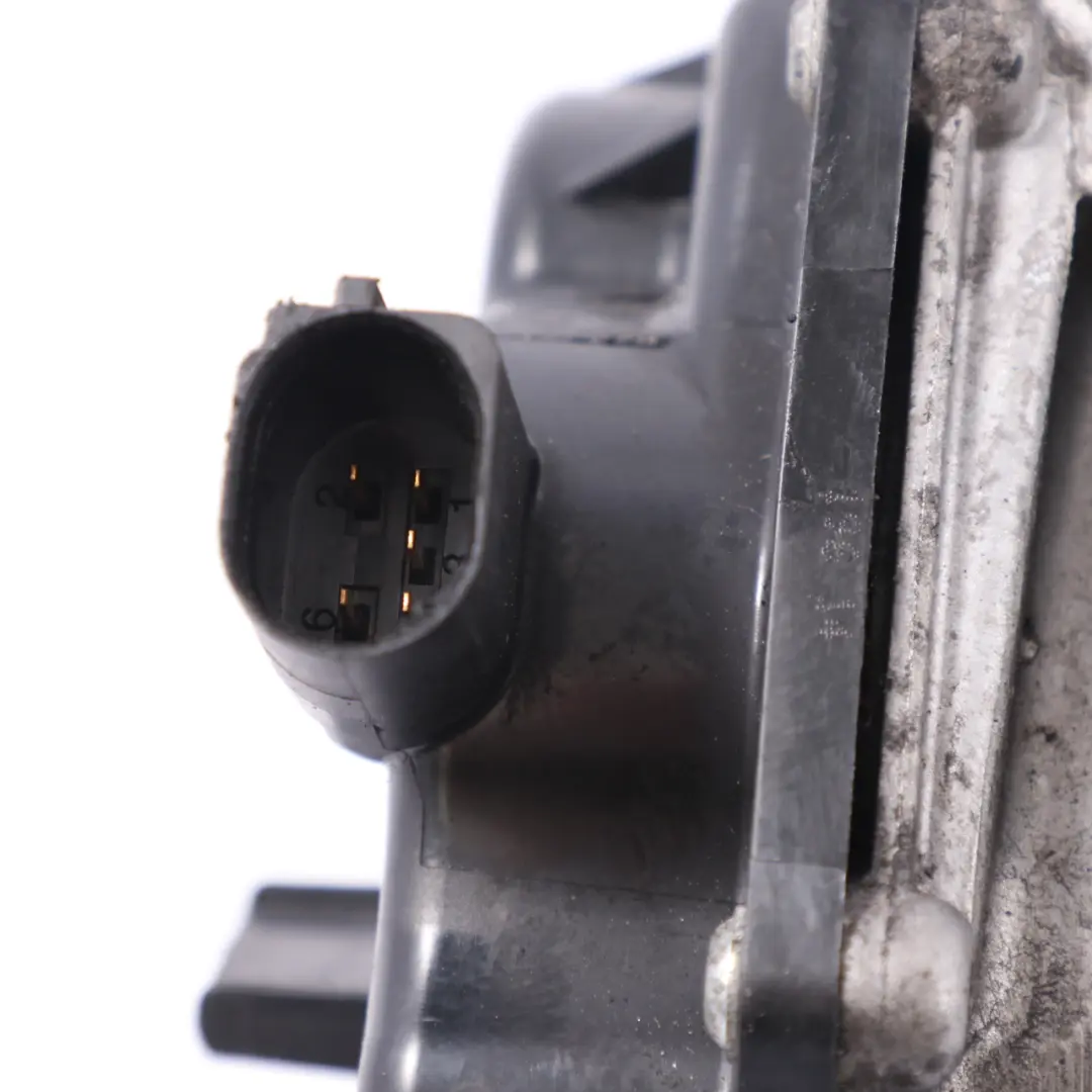 AGR Ventil Kühler für Volkswagen Crafter mit Teilenummer 03L131501AA Volkswagen Crafter AGR Ventil Kühler - SKU 03L131501AA - Teilenummer 03L131501AA