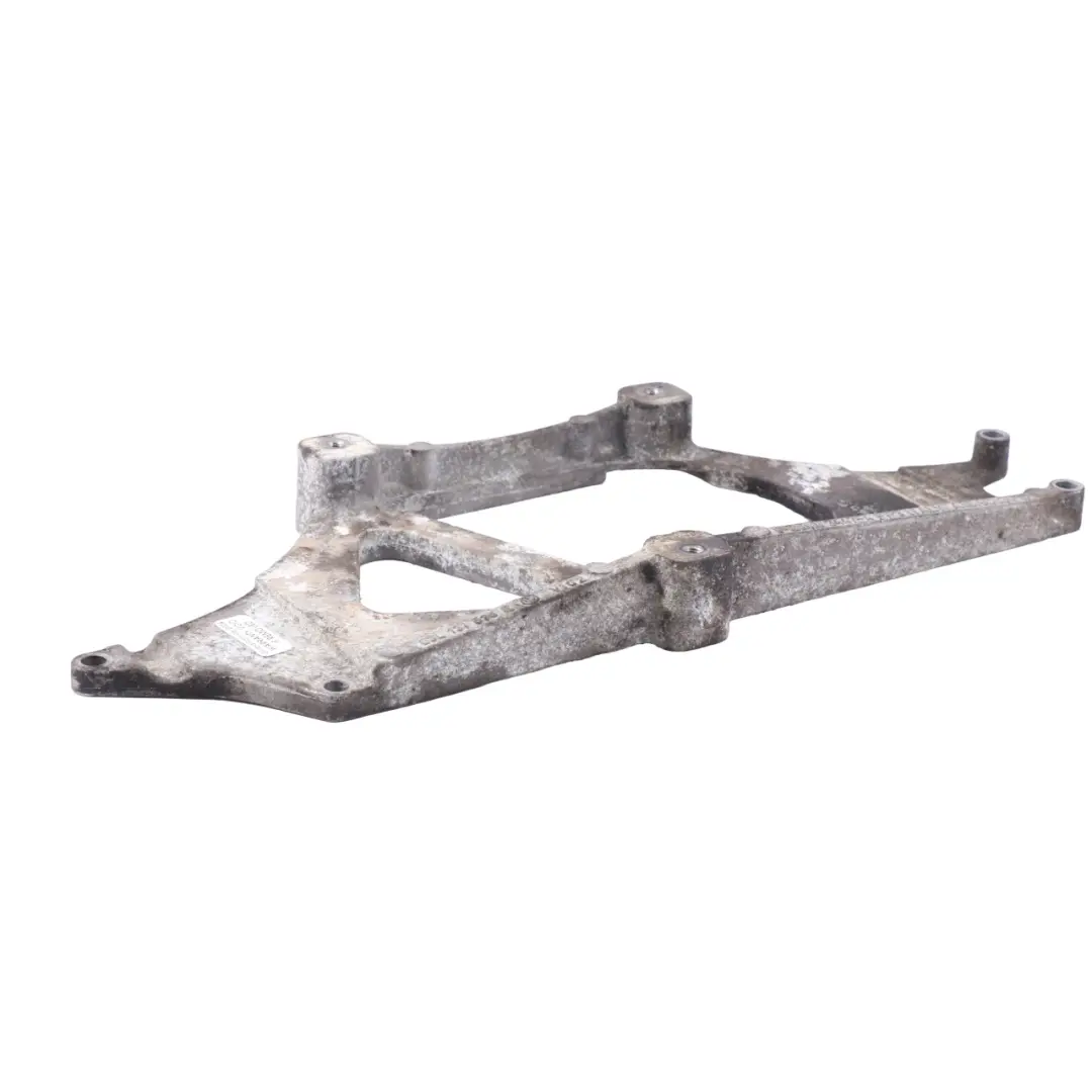 Volkswagen Crafter Diesel 2.0 Tdi CKTB EGR Valve Cooler Bracket E - SKU 03L131535 - Part number 03L131535