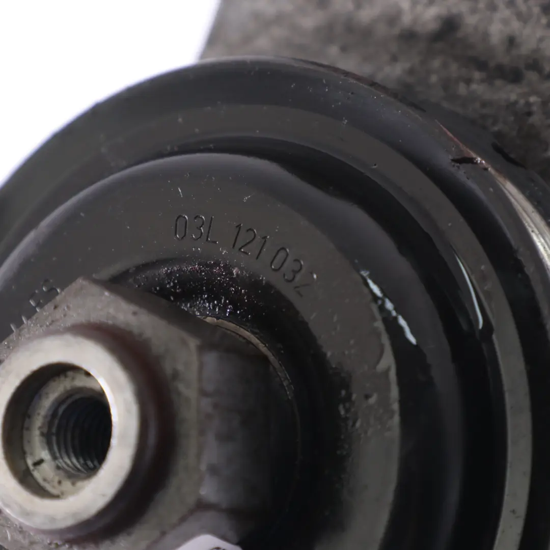 Viskolüfter Halterung für Volkswagen Crafter mit Teilenummer 03L145167A Volkswagen Crafter Viskolüfter Halterung - SKU 03L145167A - Teilenummer 03L145167A