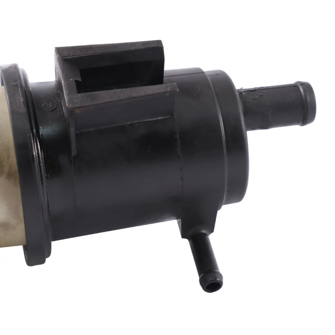 2.8L Power Steering Pump Fluid Reservoir Tank to Chrysler Grand Voyager with Part number 04743067AB Chrysler Grand Voyager 2.8L Power Steering Pump Fluid Reservoir Tank - SKU 04743067AB - Part number 04743067AB