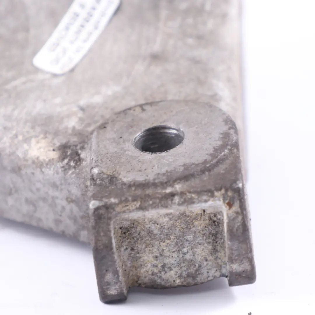 Volkswagen LT 35 ACV Engine Mount Bracket Support - SKU 074199307B - Part number 074199307B