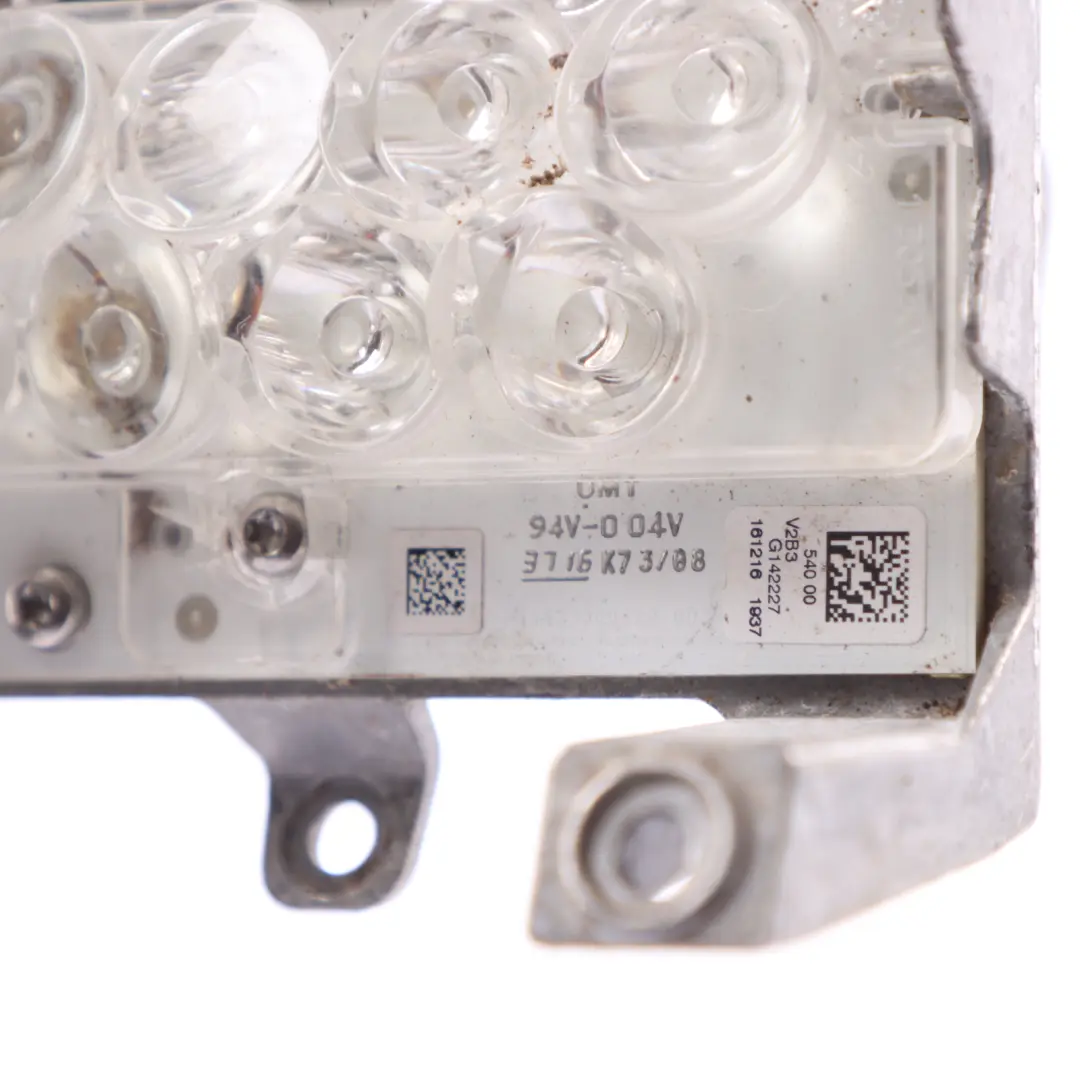 Módulo LED Unidad Control de Luz Delantera Izquierda para Mercedes W205 con número de pieza 1305715204 Mercedes W205 Módulo LED Unidad Control de Luz Delantera Izquierda - SKU 1305715204 - Número de pieza 1305715204