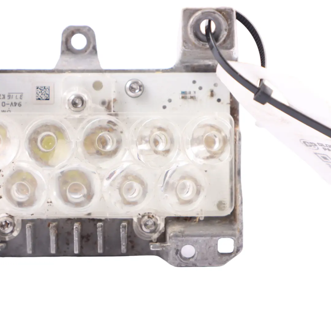 Moduł Sterownik Reflektora LED Przedni Lewy do Mercedes W205 o numerze 1305715204 Mercedes W205 Moduł Sterownik Reflektora LED Przedni Lewy - SKU 1305715204 - Numer Części 1305715204