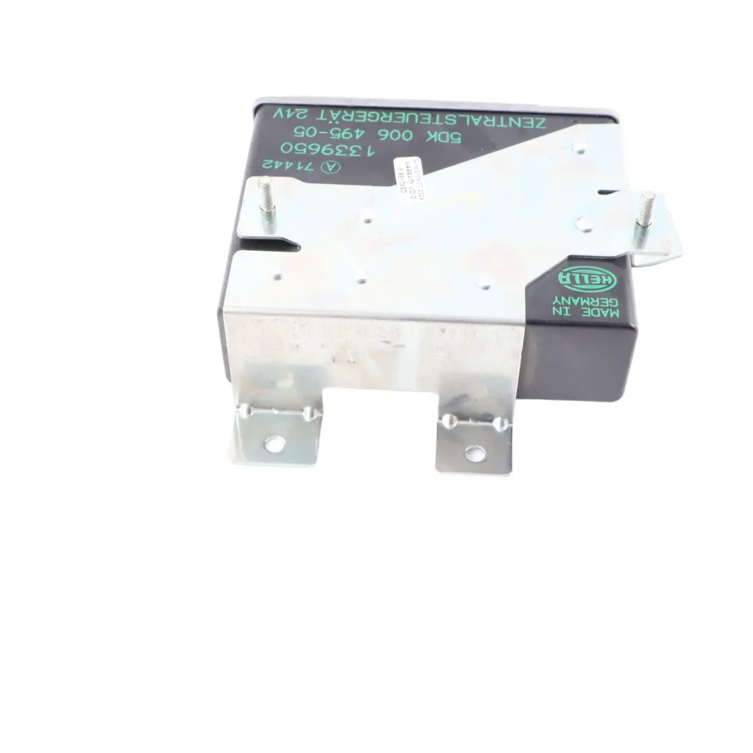 Central Control Unit DAF FT85 CF430 Electronic Module Manual 428 HP to with Part number 1339650 Central Control Unit DAF FT85 CF430 Electronic Module Manual 428 HP - SKU 1339650 - Part number 1339650