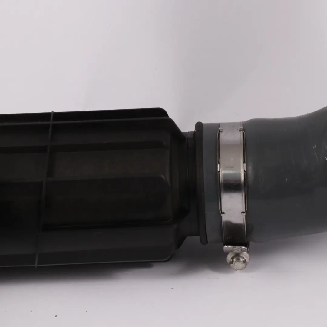 Tubo Linea per Renault Megane Turbo con numero di parte 144603933R Renault Megane Turbo Tubo Linea - SKU 144603933R - Numero di parte 144603933R