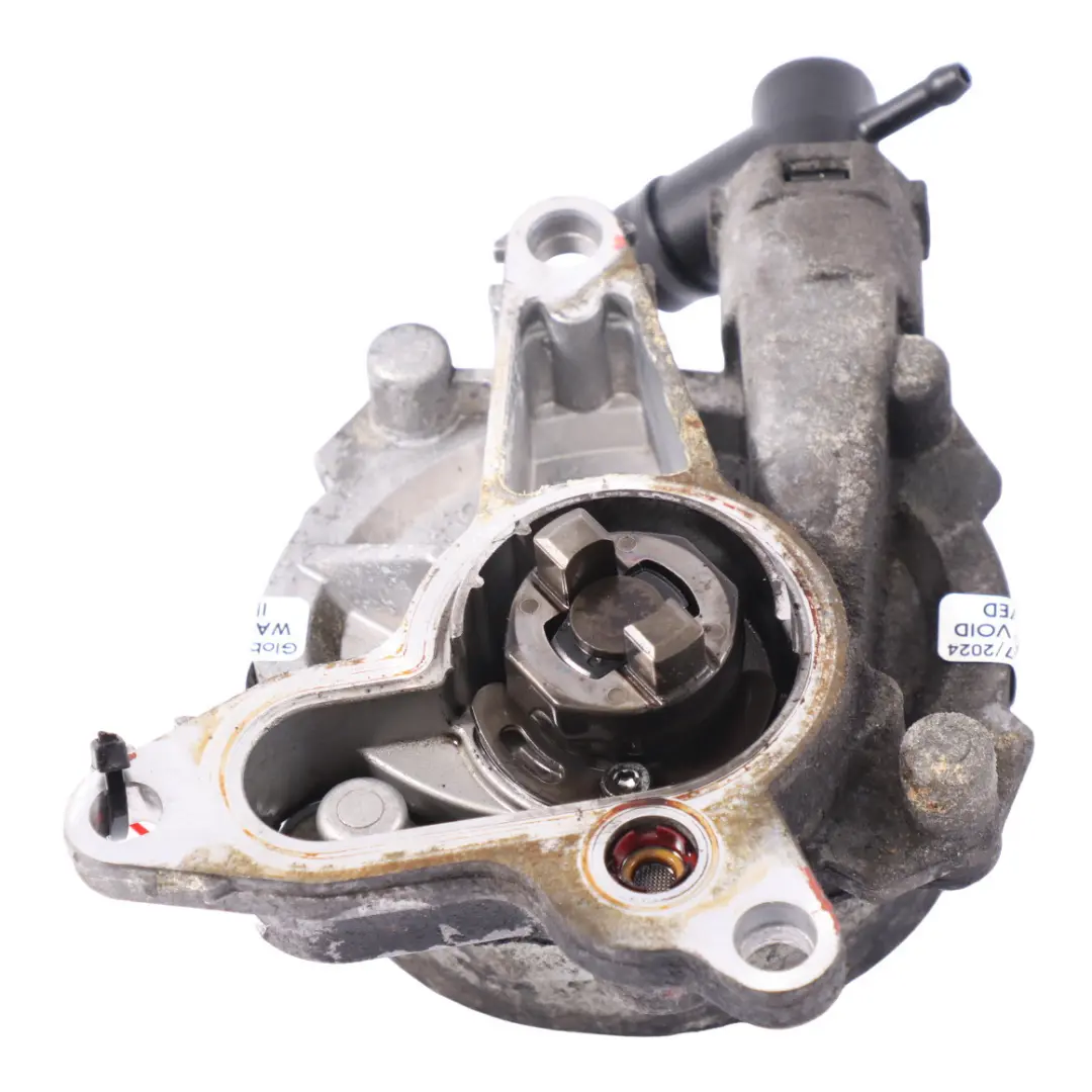 Renault Trafic Mk3 1.6 DCI Diesel Engine Vacuum Pump - SKU 146503760R - Part number 146503760R