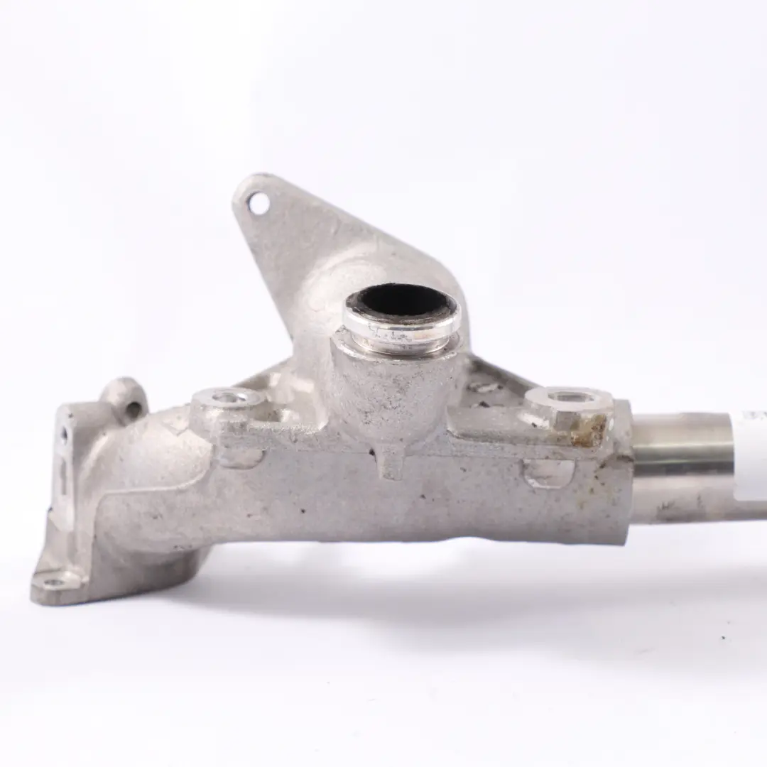 Valve Housing EGR Pipe to Renault Megane Kadjar Captur 1.5 dCi EGR with Part number 147173974R Renault Megane Kadjar Captur 1.5 dCi EGR Valve Housing EGR Pipe - SKU 147173974R - Part number 147173974R